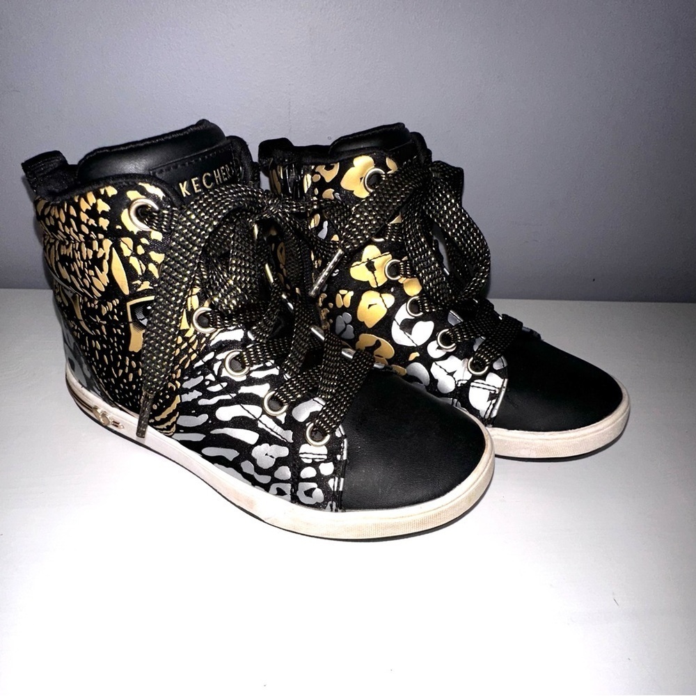 High-Top Skechers Kids Girls Shoutouts Size 12 EUC